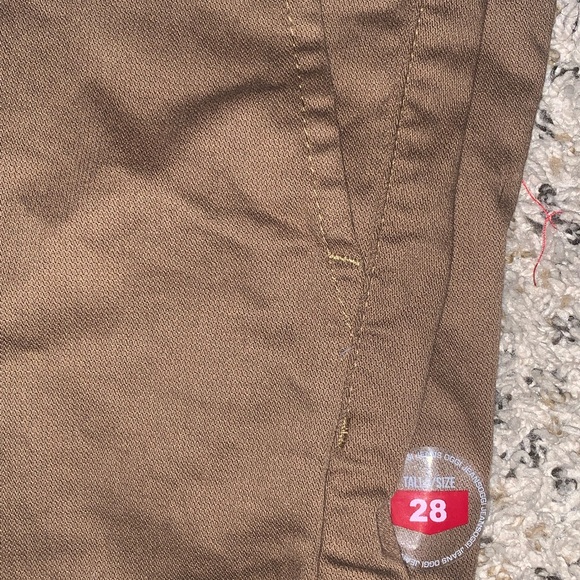 Size 28 and 29 chino pants - Picture 2 of 3